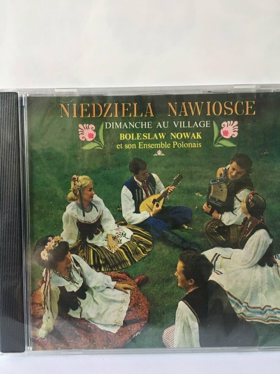 CD BOLESŁAW NOWAK Dimanche au Village